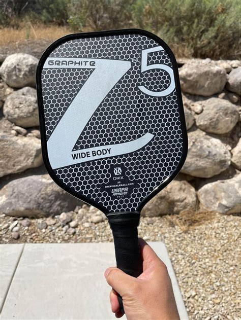 Graphite Vs Fiberglass Vs Composite Pickleball Paddles The Pickleball