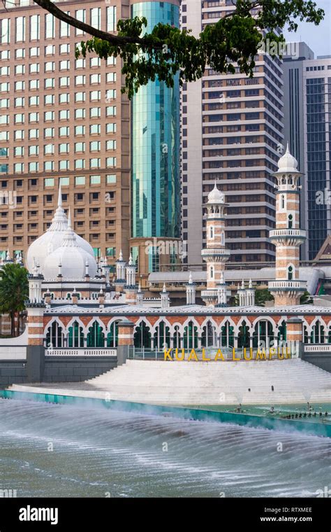 Masjid Jamek Jamek Mosque Kuala Lumpur Malaysia Stock Photo Alamy