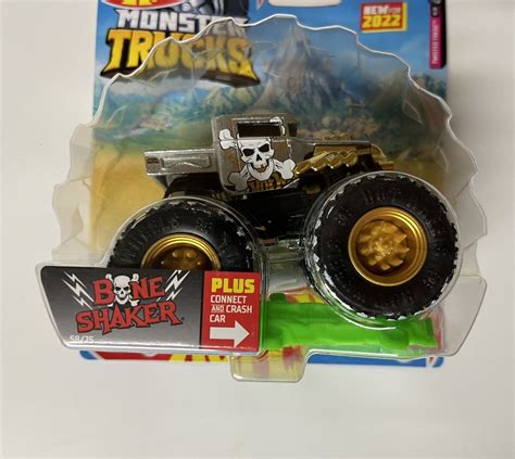 2022 Hot Wheels 1 64 Monster Trucks Silver Gold Bone Shaker Skull