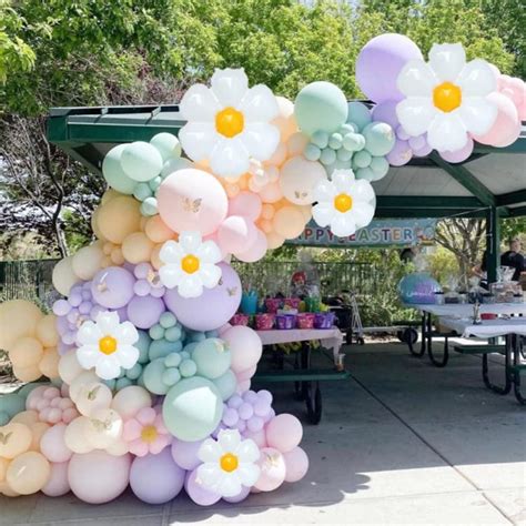 159Pcs Daisy Balloon Garland Arch Kit White Groovy Daisy Flower Macaron