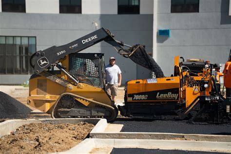 Professional Driveway Sealcoating Illinois Asphalt Pavement Services