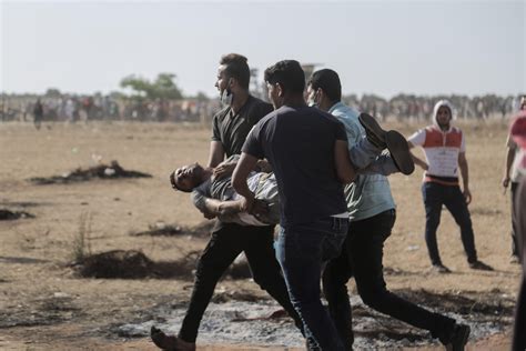 Dos Palestinos Muertos Por Disparos Israelíes En La Frontera De Gaza