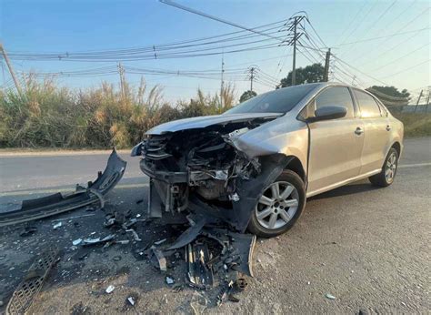 Familia porteña sufre choque en Acayucan