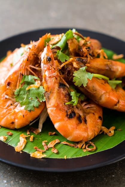 Premium Photo Fried Shrimp With Garlic