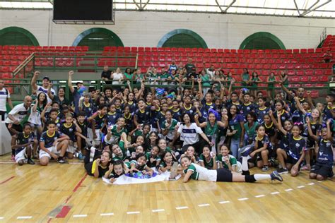 Beneficiários do IBEEC assistem final da Liga Mineira de Voleibol IBEEC