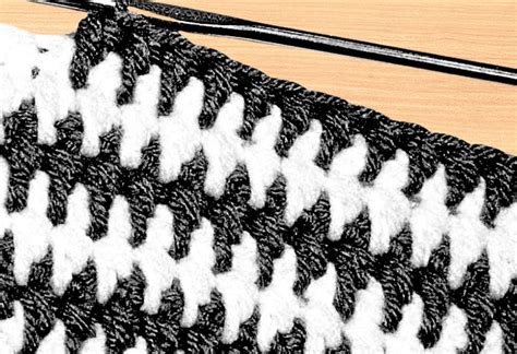 Step By Step Tutorial Making A Black And White Crochet Blanket Amys