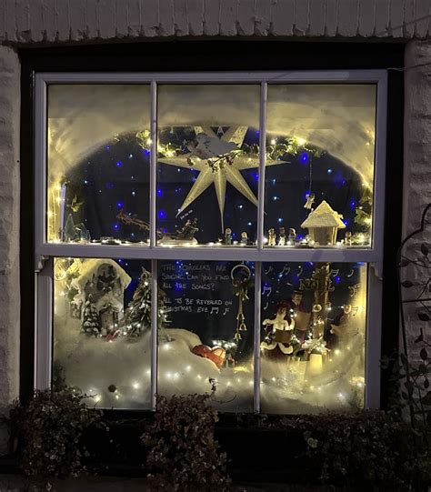 Bonton Calstock Advent Windows