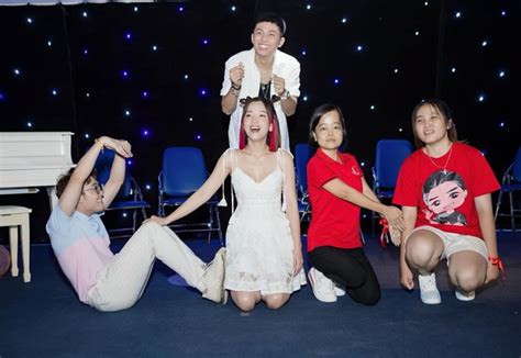 HOT Lộ ảnh Gin Tuấn Kiệt cầu hôn Puka netizen đứng ngồi không yên