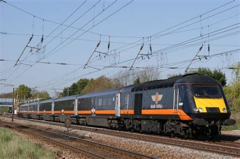 Grand Central Applies to Run More Trains to and from London