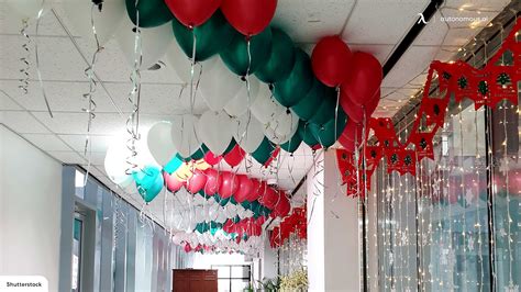 30+ DIY Office Christmas Decorations You Will Love