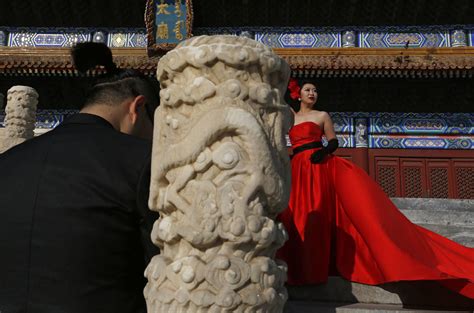 Jackie Chans Chinese Government Appointment Draws Hong Kong Ire Huffpost