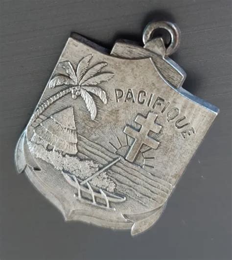 Insigne Troupes De Marine R Giment D Infanterie De Marine Du Pacifique