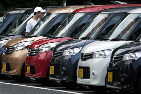 Nissan Raises Full-Year Profit Forecast as Demand Rises in U.S. - Bloomberg