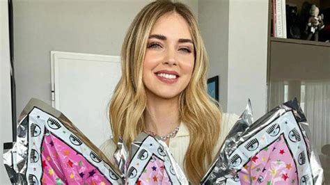 Chiara Ferragni La Regina Dei Social Perde La Corona Fuga Di Follower