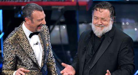 Sanremo Pagelle Terza Serata Russell Crowe Eroe Contro Travolta