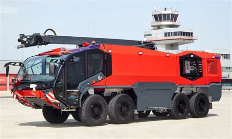 60 neue Flugfeldlöschfahrzeuge für Bundeswehr