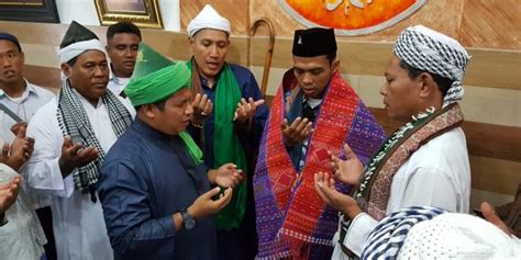 Ziarah Ke Makam Tuan Guru Batak Di Simalungun Uas Ingatkan Pentingnya