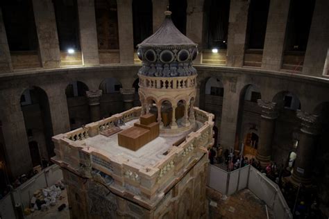 Jesus' Tomb Is Unveiled After Year-Long Renovation