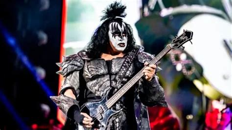 Gene Simmons Baixista Do Kiss Teve Mal Estar Durante Show Em Manaus