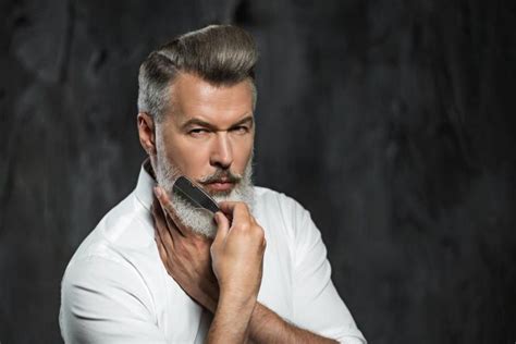 Сахал хэмээгч "чамирхал"