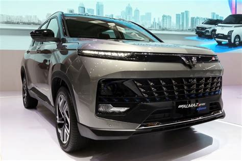 Keunggulan Wuling Almaz Rs Hybrid Punya Panoramic Sunroof Yang