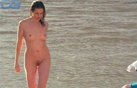 Julian Wells Nude Pictures Onlyfans Leaks Playboy Photos Sex Scene Uncensored