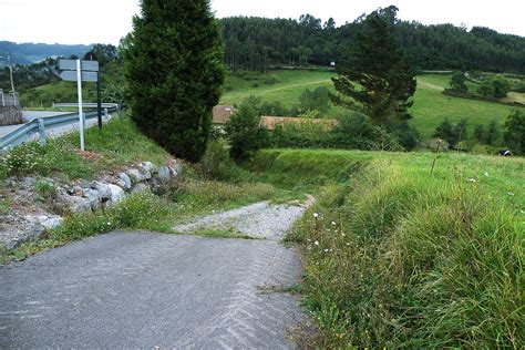 Jakobus Weg Stra E H Gel Wald Wiese Flickr