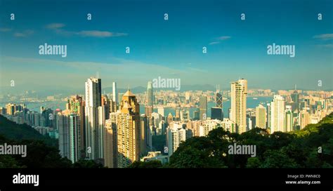 Hong Kong skyline and skycrapers from Victoria Peak, Hong Kong Stock ...