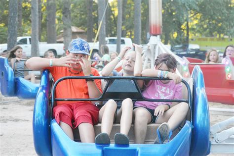 Crowds Up At Old Settlers Wood County Monitor