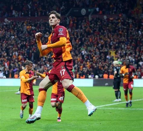 Galatasaray Adana Demirspor karşısında hata yapmadı kritik goller son