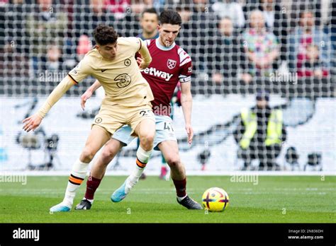 Chelseas Kai Havertz Left Challenges For The Ball With West Hams