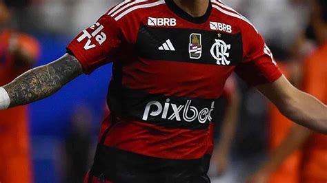 Flamengo Avan A Para Renovar Pixbet Por R Milh Es