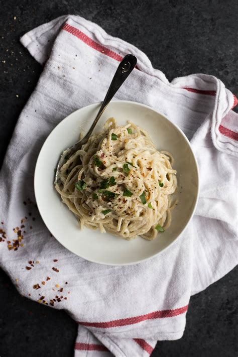 Creamy Vegan Cauliflower Alfredo Sauce Fooduzzi