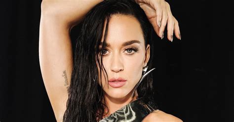 Katy Perry Announces Comeback With Single Woman S World