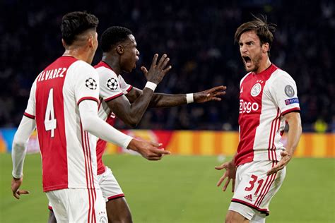 Ajax Begint Sterk Aan Champions League Met Ruime Zege Op Lil De