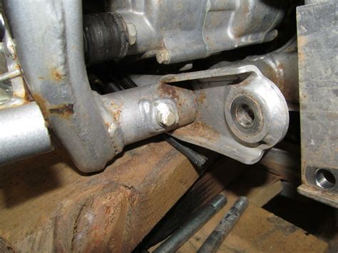 Odd Piece On Frame Anyone Crf150rrb Thumpertalk