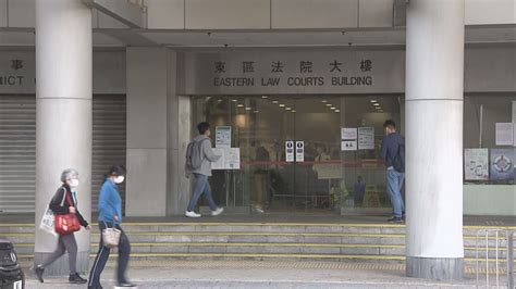 保良局虐兒案 認虐待兩名2歲男童 28歲女職員囚6周 【now新聞台】銅鑼灣保良局嬰兒 組去年9月發生虐兒案，一名女職員承認先後虐待兩名約2歲