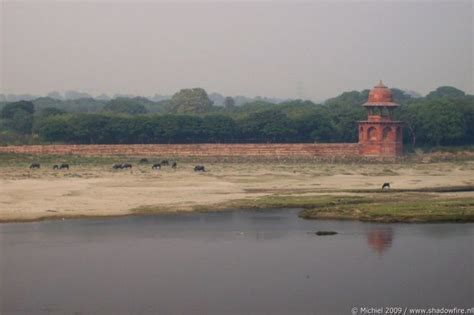 Yamuna river - Uttar Pradesh photography | Shadowfire.nl world photos