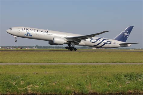 SKYTEAM KLM B773 PH BVD Flyingphotos Magazine Flickr