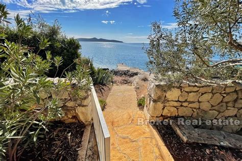 Rogoznica Mediterranean House In The First Row To The Sea