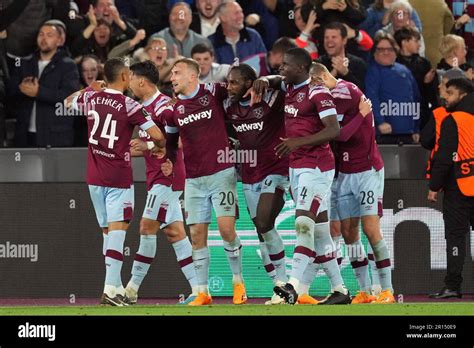 Londres Uk 11052023 West Ham United Fc Celebra El 2 1 De Mikhail