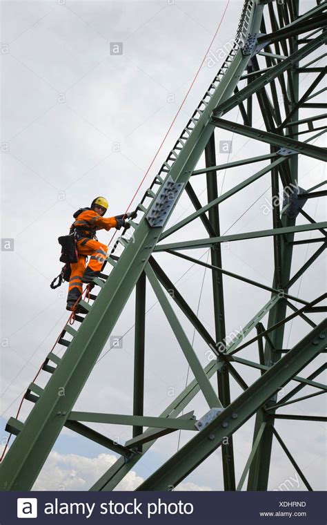 Overhead Line Mast Stock Photos And Overhead Line Mast Stock Images Alamy