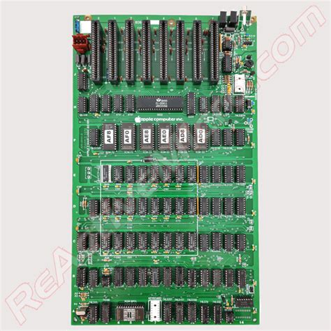 Apple II Plus, Rev 7 RFI Motherboard | ReActiveMicro.com