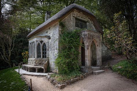 The Gothic Cottage, Stourhead, Wiltshire [1600x1067] [OC] : r ...