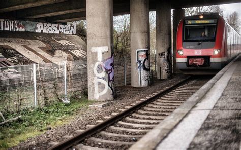 Langenfeld Sperrung Der Bahnstrecke Zwischen D Sseldorf Und K Ln