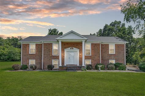 7224 Wood Haven Rd, Roanoke, VA 24019 | MLS #892563 | Compass