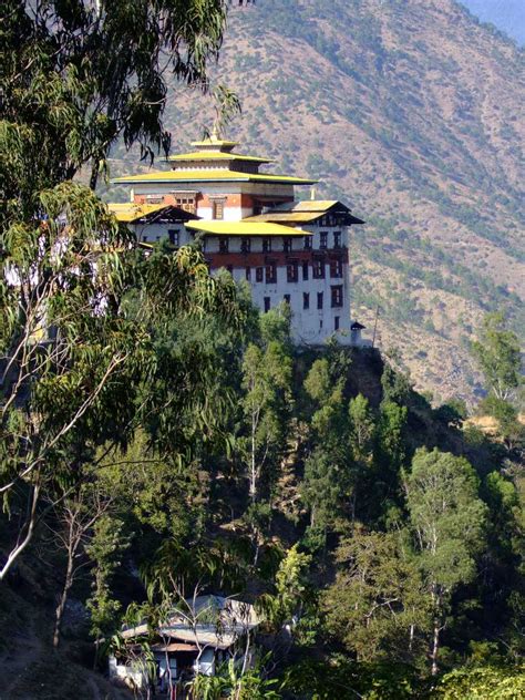 Trashigang Dzong Bhutan Attractions Images Timings Holidify