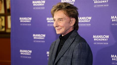 Barry Manilow Talks Bringing His Concert Back to Broadway and Returning ...