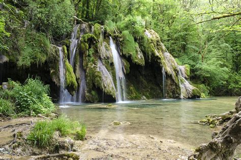 Cascade Des Tufs Les Planches Pr S Arbois Nature Vivante Flickr