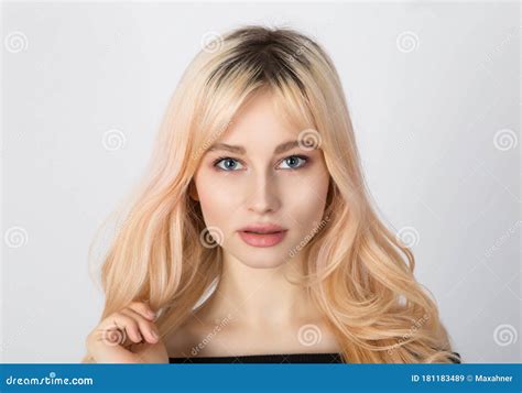 Close Up Portrait Of A Beautiful Blonde Girl With Nice Face Stock Image Image Of Hairstyle